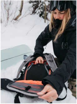 Burton [ak] Dispatcher 18L Backpack - Sharkskin -Ski Gear Shop akdispatcher18lbackp 1irukys2.4an