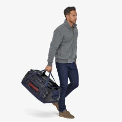 Patagonia Black Hole Duffel 55L - Classic Navy -Ski Gear Shop blackholeduffle55lcl 2fuxl22b.2nc